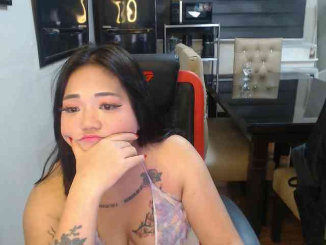 SexxyHotGoddes4uxxx webcam