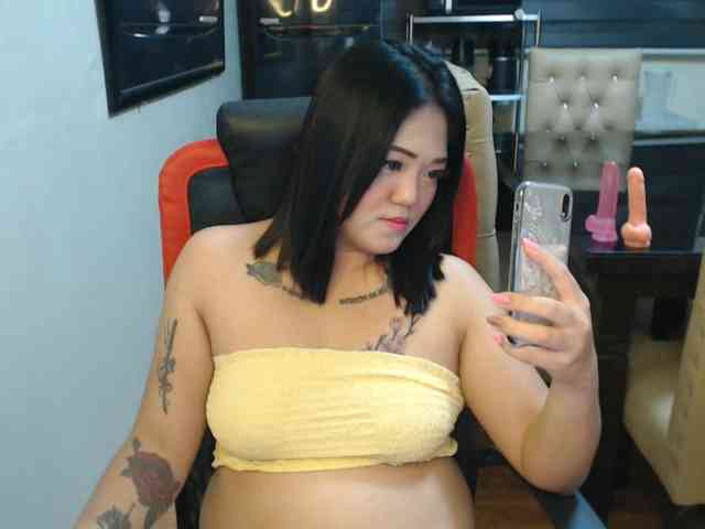 SexxyHotGoddes4uxxx webcam