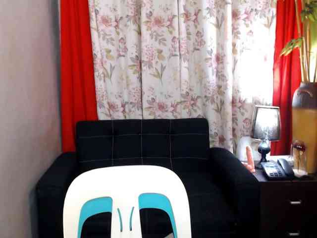 SexxyHotGoddes4uxxx webcam