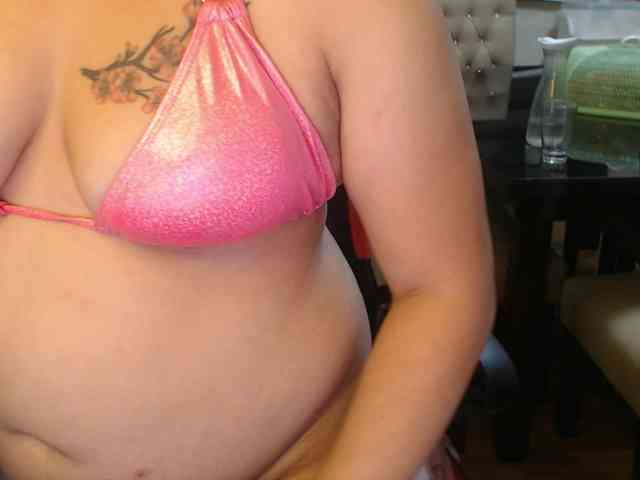 SexxyHotGoddes4uxxx webcam