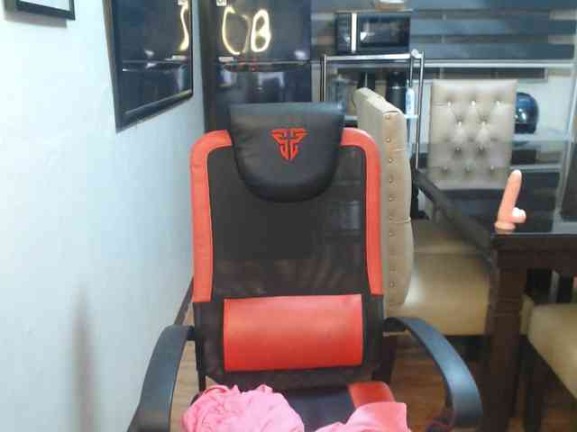 SexxyHotGoddes4uxxx webcam