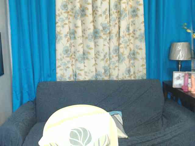 SexxyHotGoddes4uxxx webcam