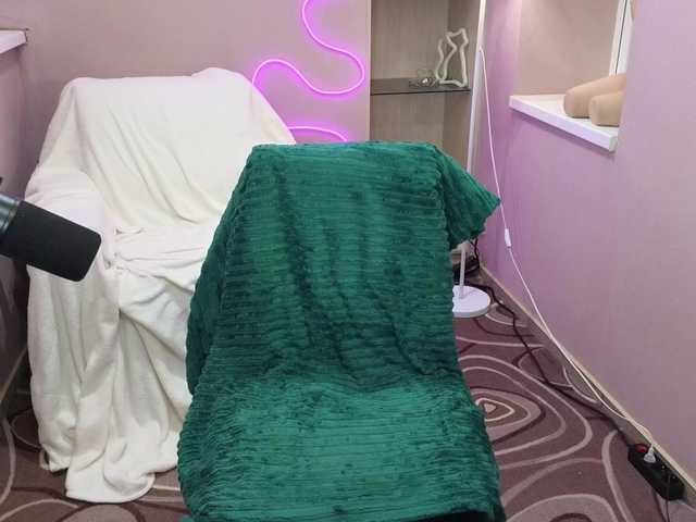 dlllvi's BongaCams show and profile