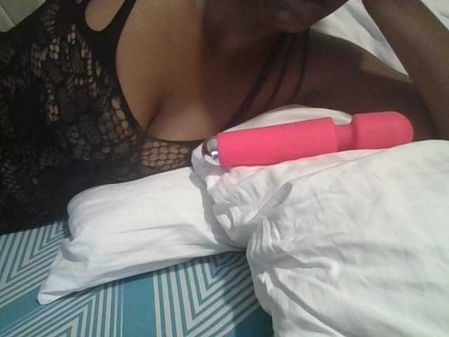 steamymummy's BongaCams show and profile