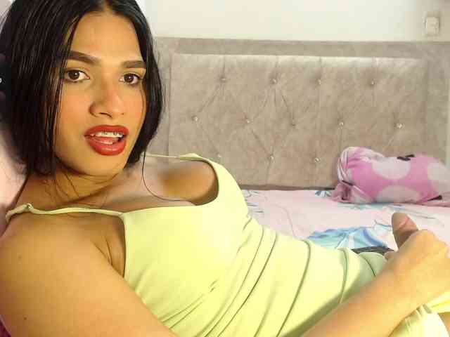 Greys20 Live Webcam on BongaCams