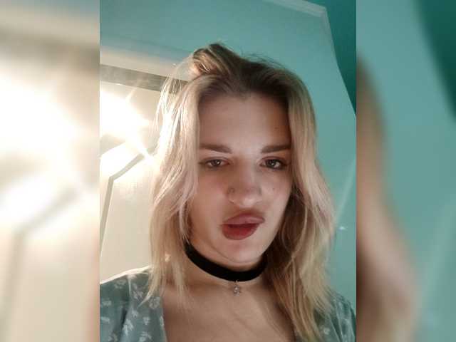 angelbabysweet's BongaCams show and profile