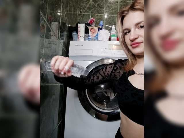 angelbabysweet's BongaCams show and profile