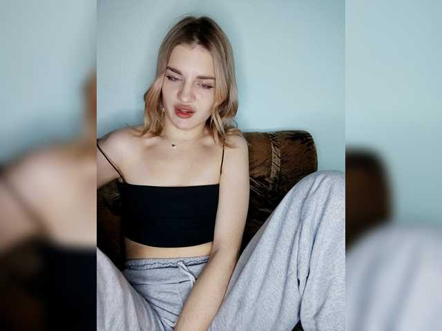 angelbabysweet's BongaCams show and profile