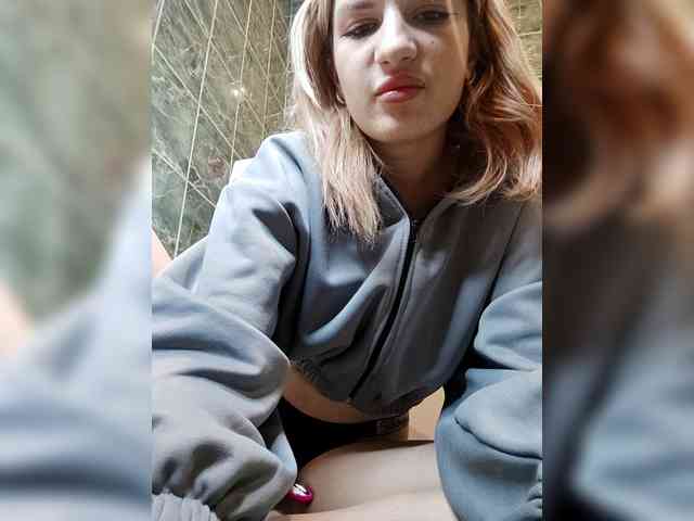 candycomatozzzze webcam