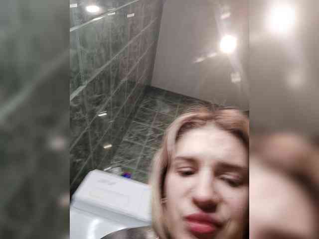 candycomatozzzze webcam