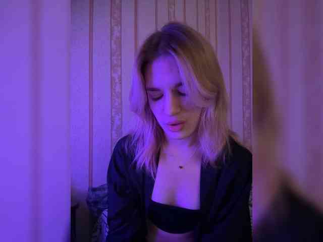 candycomatozzzze webcam