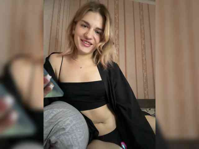 candycomatozzzze webcam