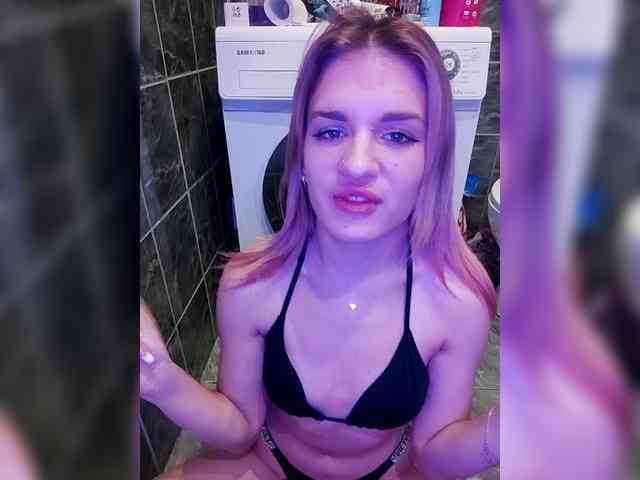 candycomatozzzze webcam