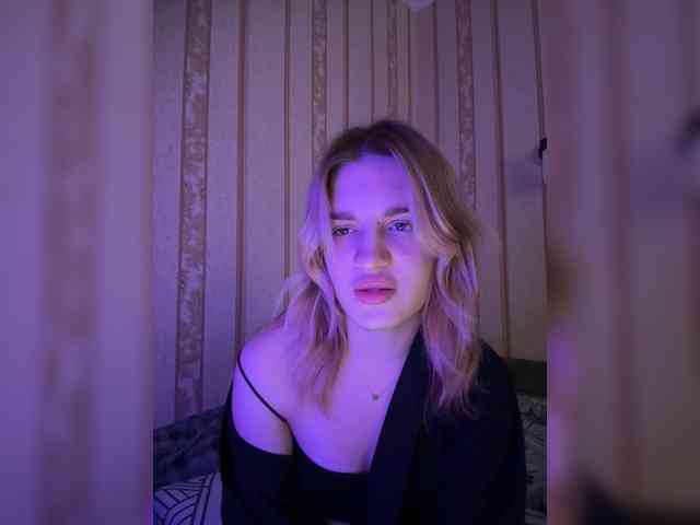 candycomatozzzze webcam