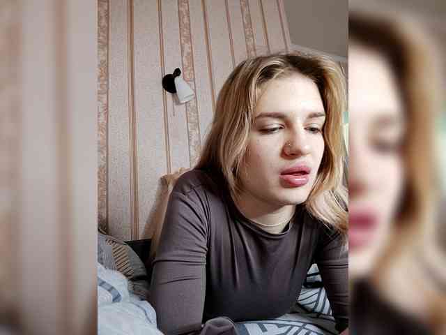 candycomatozzzze webcam