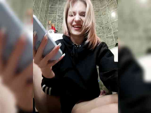 candycomatozzzze webcam