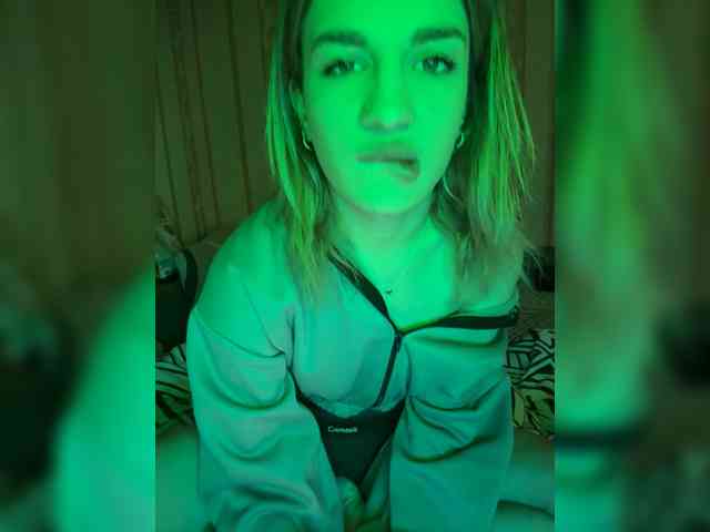 candycomatozzzze webcam