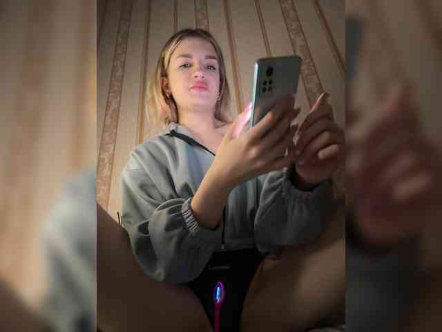 candycomatozzzze webcam