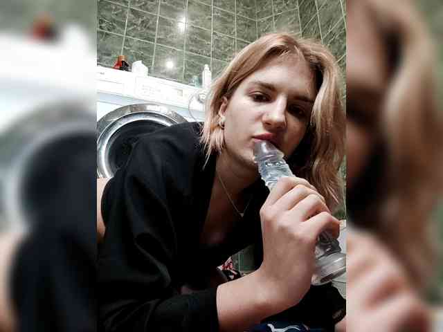 candycomatozzzze webcam