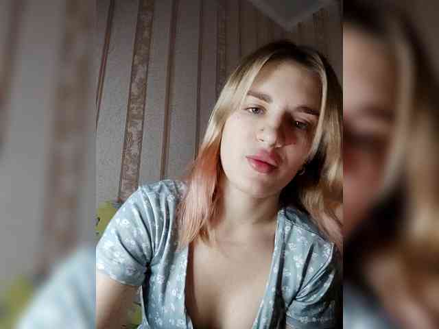 candycomatozzzze webcam