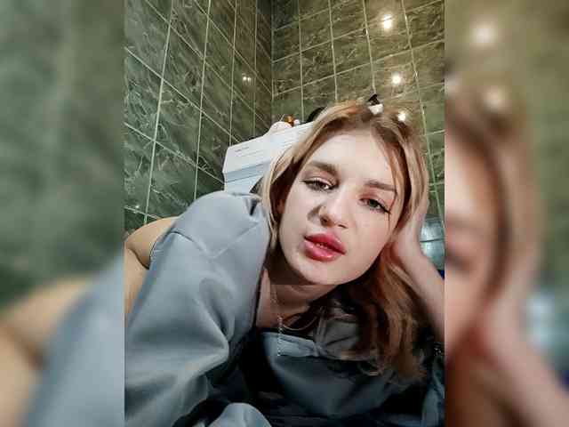 candycomatozzzze webcam