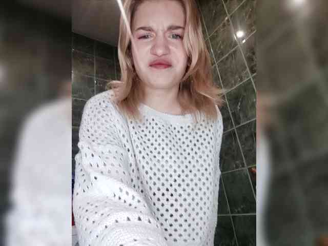 candycomatozzzze webcam