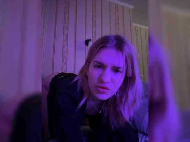 candycomatozzzze webcam