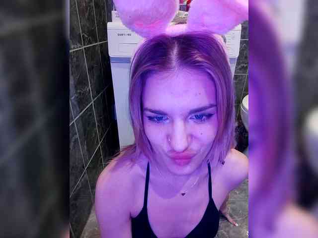 candycomatozzzze webcam