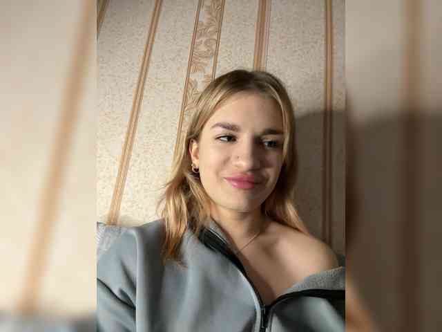 candycomatozzzze webcam