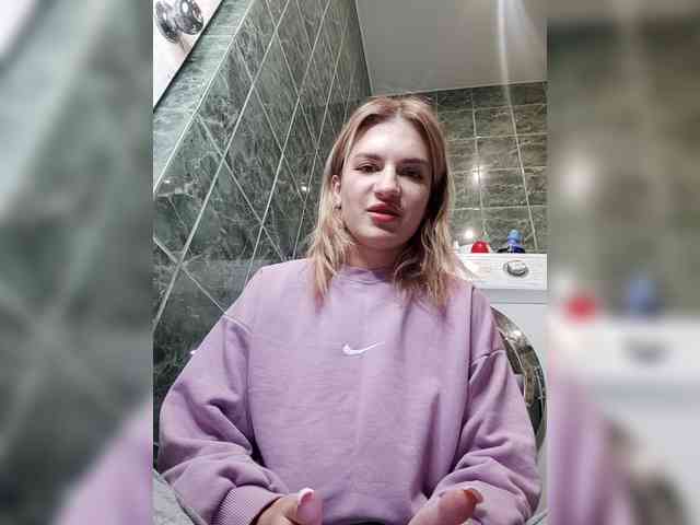 candycomatozzzze webcam