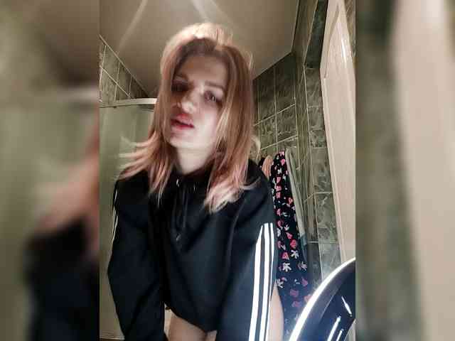 candycomatozzzze webcam