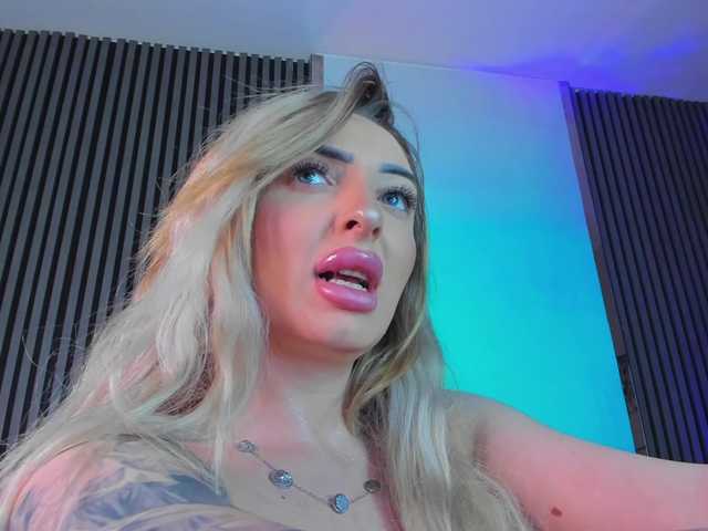 obscenexxx's BongaCams show and profile