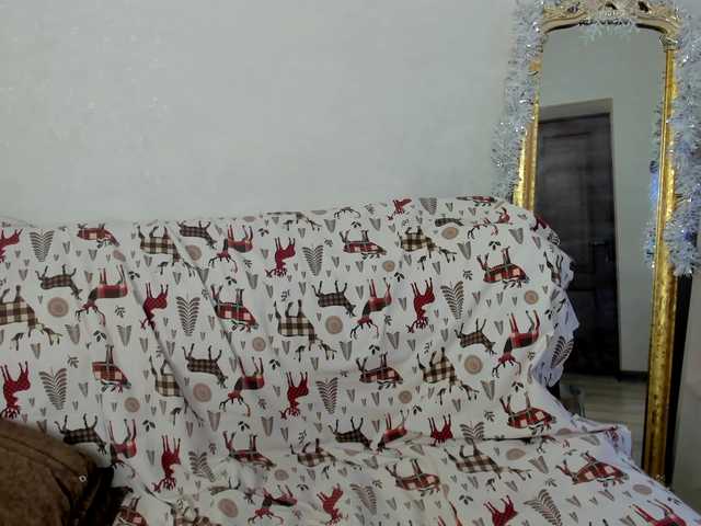 elina-syui's BongaCams show and profile