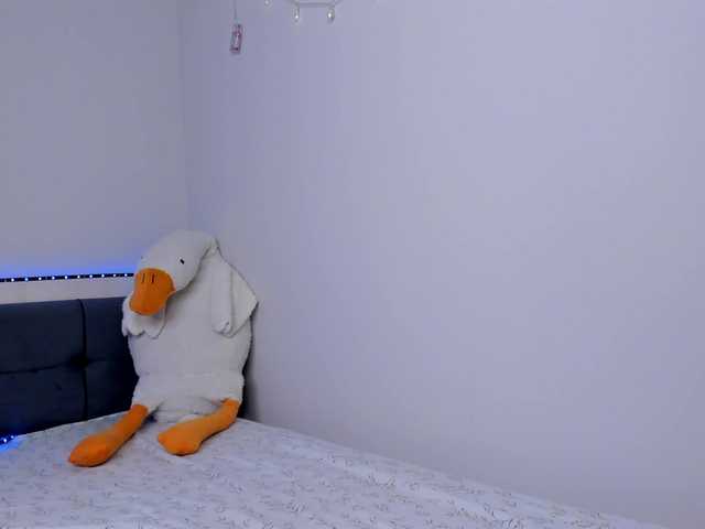 elina-syui's BongaCams show and profile