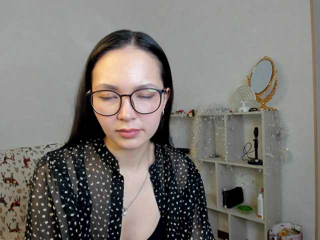 elina-syui's BongaCams show and profile