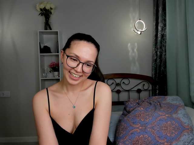 elina-syui's BongaCams show and profile