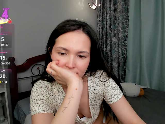 elina-syui's BongaCams show and profile