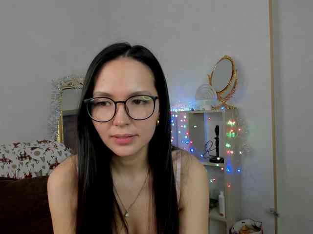elina-syui webcam