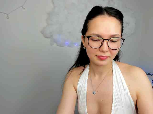 elina-syui webcam