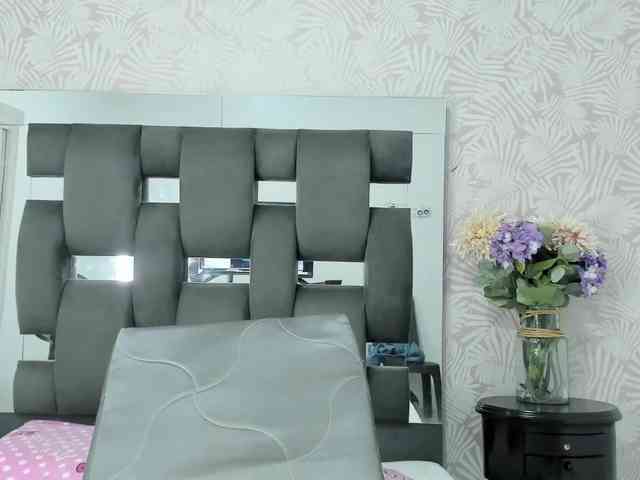 Butterflyyxxx webcam