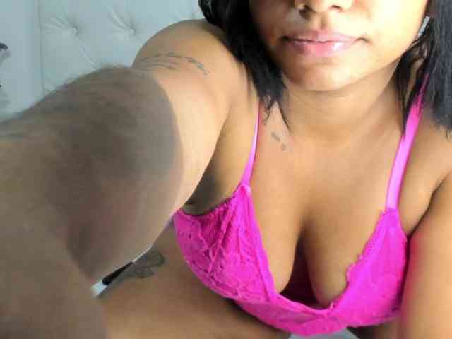 Butterflyyxxx webcam