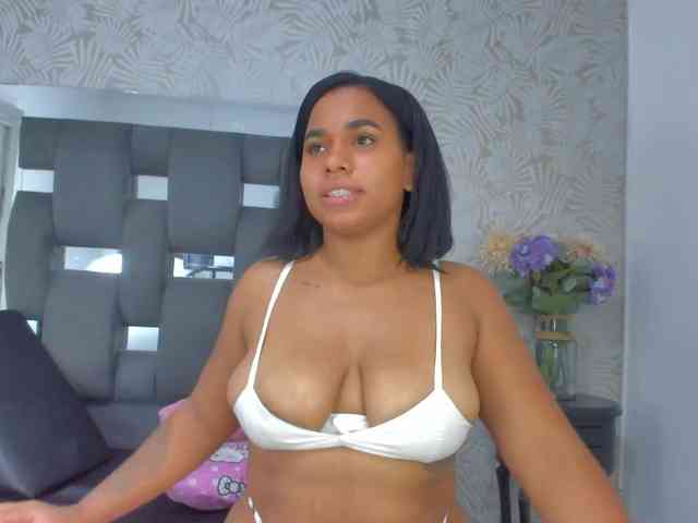 Butterflyyxxx webcam