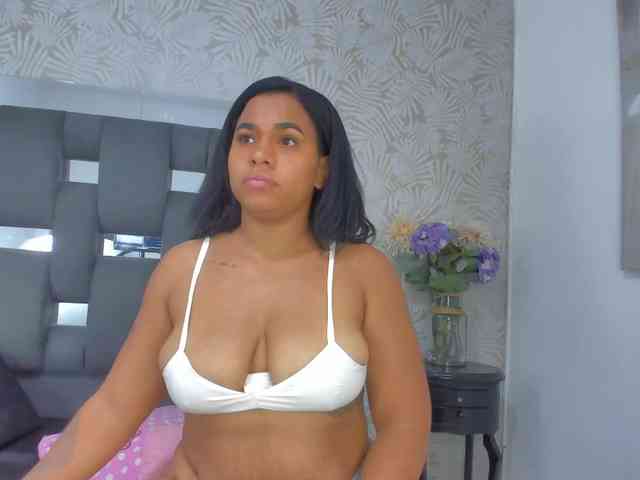 Butterflyyxxx webcam