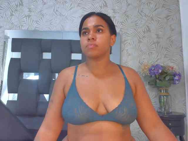 Butterflyyxxx webcam