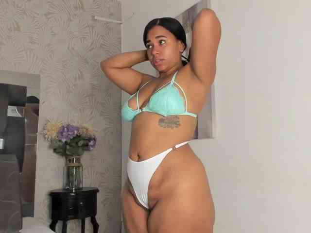 Butterflyyxxx webcam