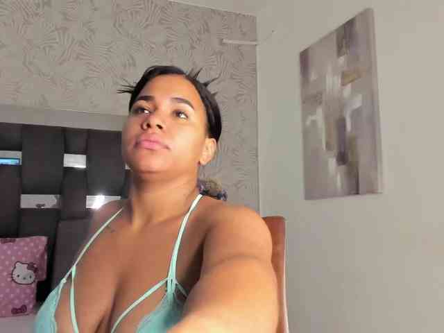 Butterflyyxxx webcam