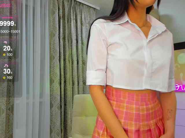 chloe-girl-fantasy webcam