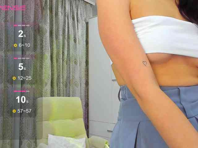 chloe-girl-fantasy webcam