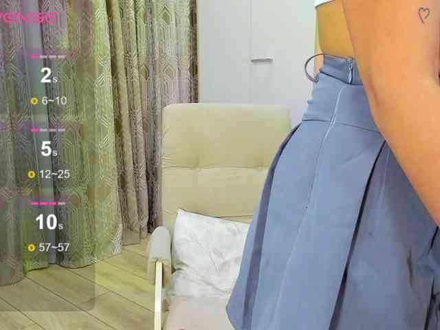 chloe-girl-fantasy webcam