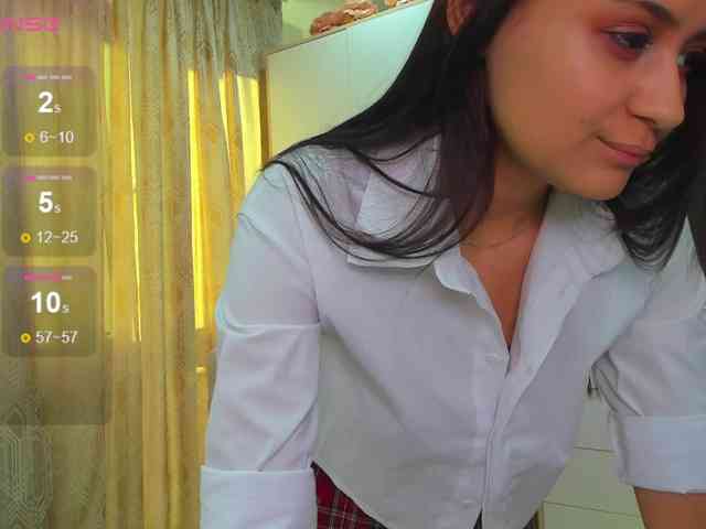 chloe-girl-fantasy webcam